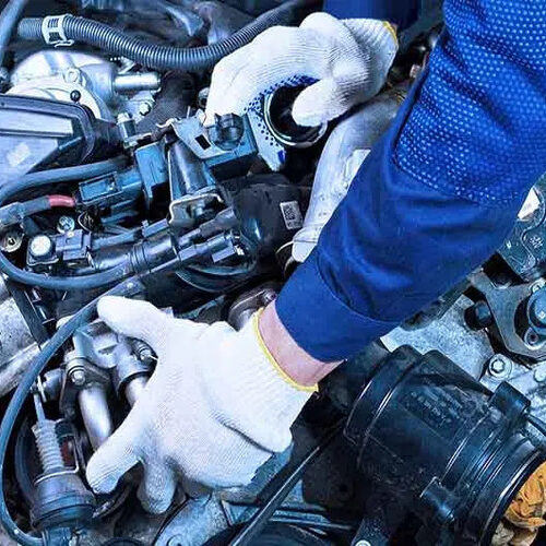 Які малопомітні звички водія руйнують автомобіль