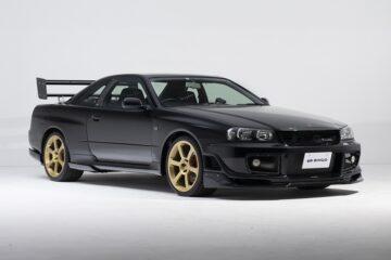 Рідкісний Nissan Skyline GT-R R34 виставили на продаж