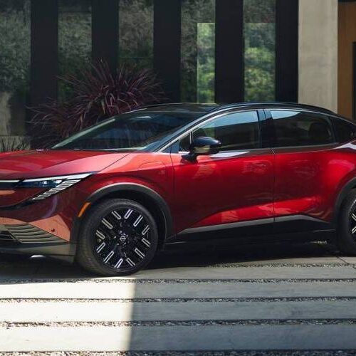 Виробництво нового електрокросовера Nissan Leaf вже стартувало в Європі