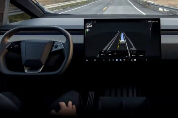 Tesla скасовує безкоштовний автопілот