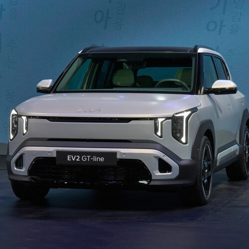 Kia офіційно представила найдоступніший електрокросовер EV2