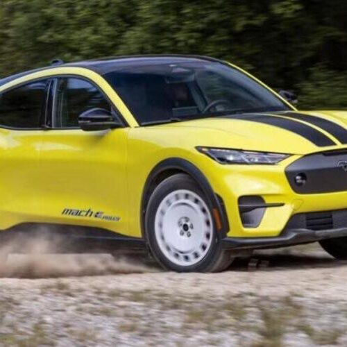 Eлектрокари пропонують оснастити механічними аварійними ручками