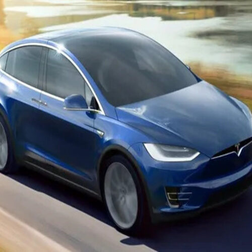 Tesla зосередиться на виробництві найдешевших електромобілів