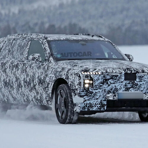 Новітній електрокросовер Rolls-Royce вперше потрапив на фото