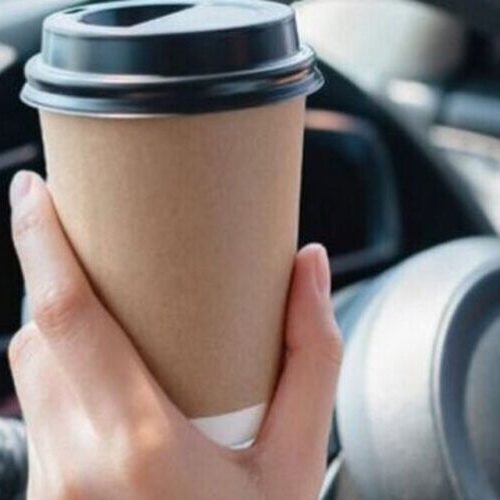 Кава за кермом не бадьорить, а викликає сонливість