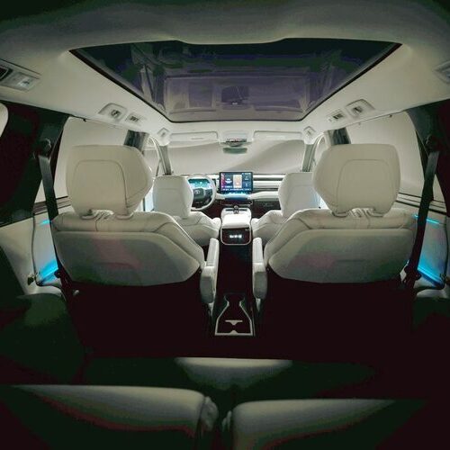 Toyota розкрила дату дебюту нового великого кросовера