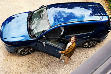 Mazda розробила новий колір кузова під назвою Navy Blue Mica