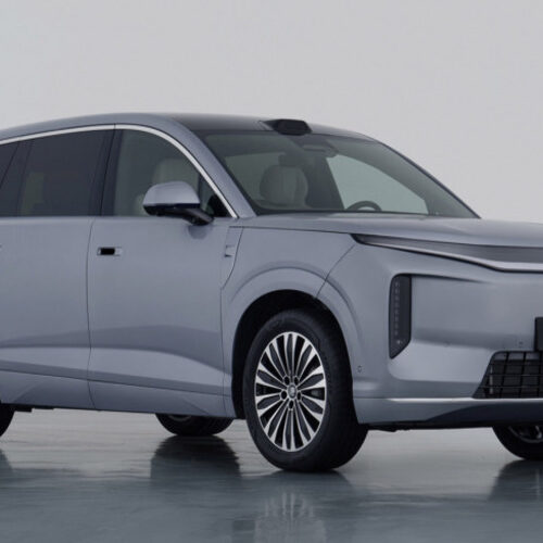 BYD представила новий флагманський SUV Great Tang