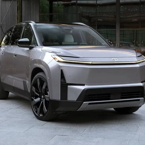 515 км без заправки: Toyota показала електричний Highlander 2027