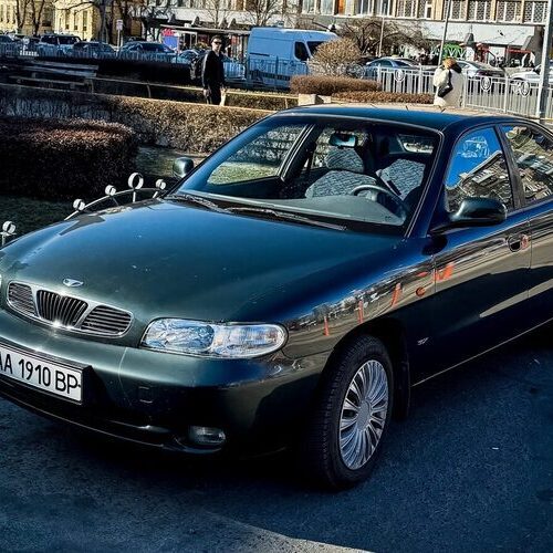 У Києві помітили ідеальну Daewoo Nubira SX 1999 року