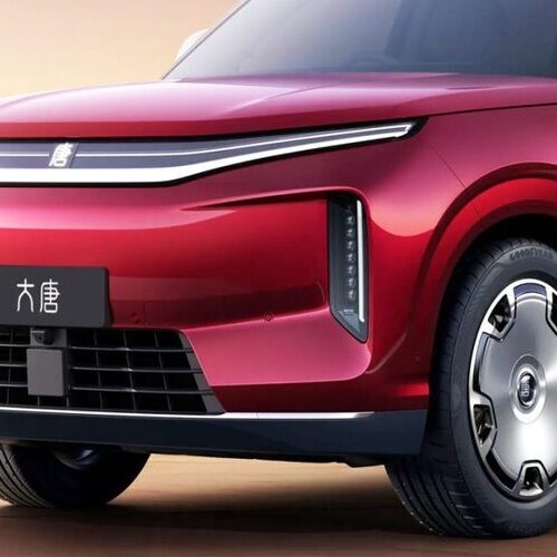 BYD представила флагманський кросовер Great Tang