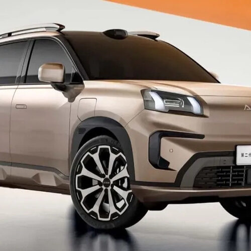 Дешевий китайський електромобіль готується підкорити Європу: деталі