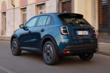 Fiat розсекретив найдешевший кросовер з МКПП