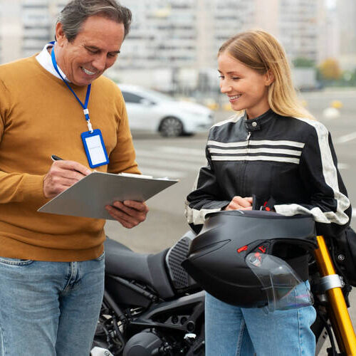 Скільки коштує здати на права в Україні у 2026 році