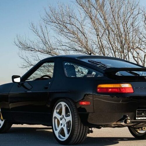 На аукціон виставили єдиний у світі Ruf 928R з гаража голови Samsung