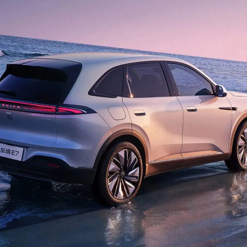 Новий кросовер General Motors за доступною ціною викликав ажіотаж