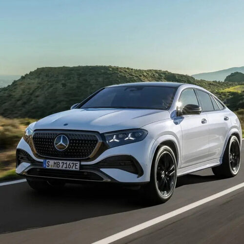 Mercedes-Benz презентував одномоментно чотири нові кросовери