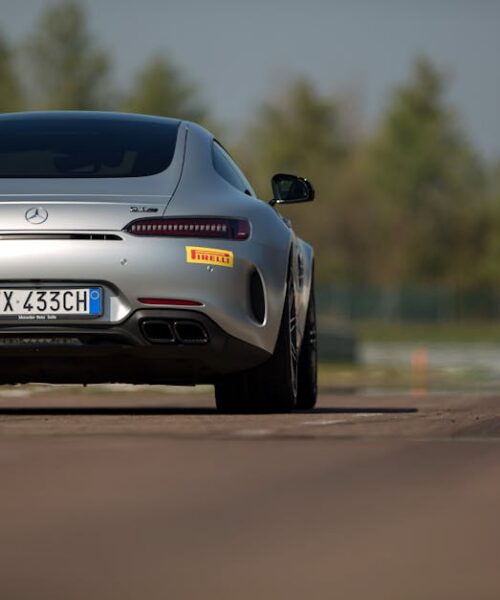 Mercedes-AMG GT63 S E Performance: огляд спортивного гібридного авто