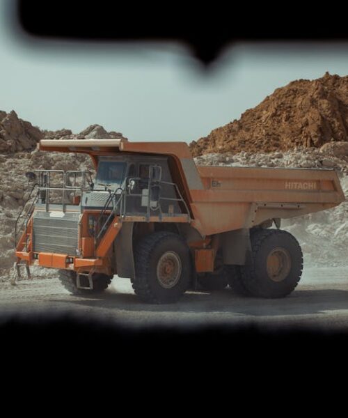 Shuanglin K7: Китай презентував безпілотний самоскид з крабовим ходом