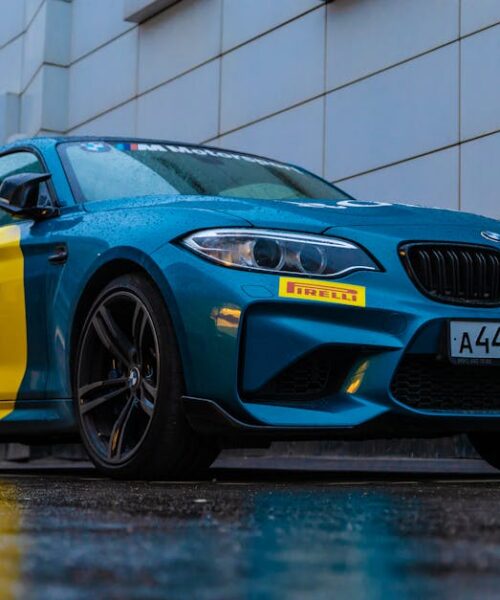 BMW у вуличних гонках у Квінзі: як NYPD вирішила проблему