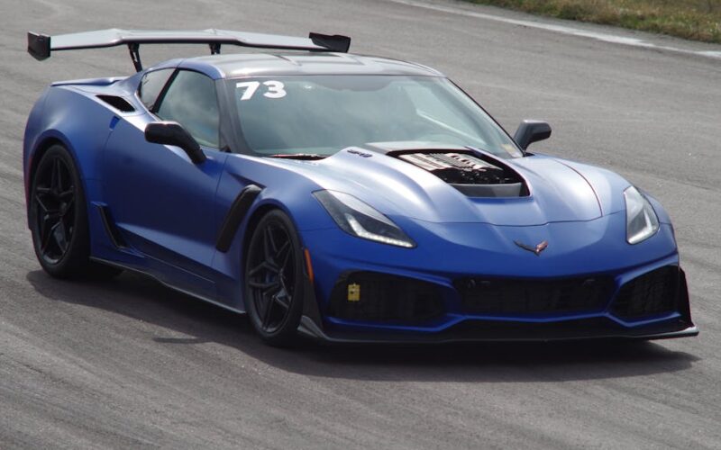 Chevrolet Corvette ZR1X як пейс-кар на гонці Indianapolis 500