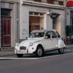 Електричний Citroen 2CV у міських умовах