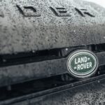 Jaguar Land Rover змагається за оборонний контракт у Великій Британії
