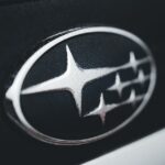 Subaru звітує про падіння прибутку через витрати на електромобілі