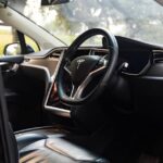 інтер'єр Tesla Semi з електромагнітними сидіннями