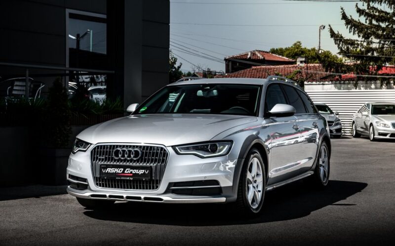 Audi A6 Allroad на бездоріжжі з плагін-гібридною технологією