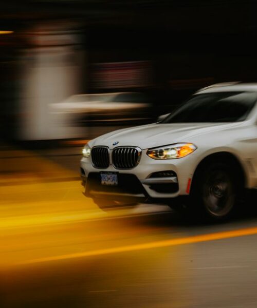 BMW інтегрує нову систему Hydrogen Flat Storage для iX5