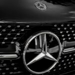 Працівники Mercedes-Benz у Німеччині на виробництві