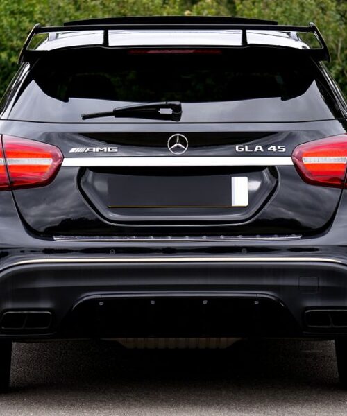 Mercedes-AMG розпочинає випробування електричного GLA у Альпах