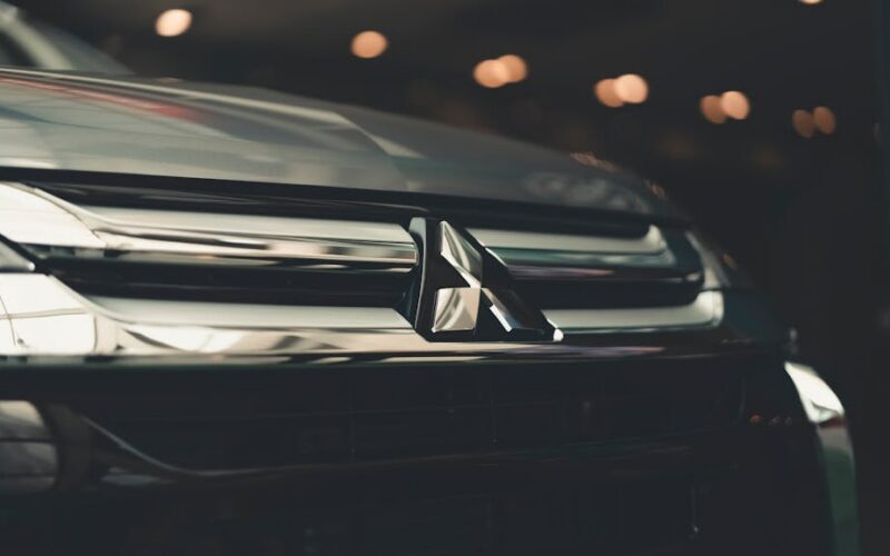 Електрокросовер Mitsubishi Eclipse на основі Nissan Leaf