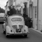 Renault Dauphine 1960 року перетворений на потужний хот-род