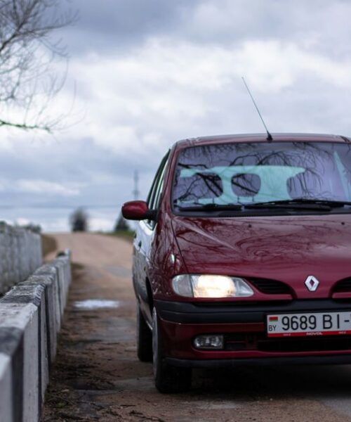 Renault представляє оновлений електромобіль Megane E-Tech