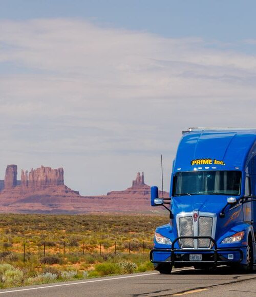 Спека впливає на Tesla Semi: як зберегти запас ходу влітку