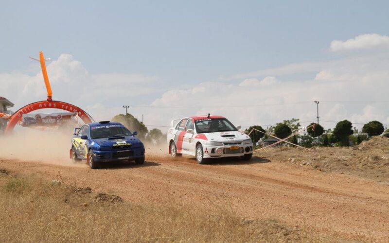 Прототип автомобіля Toyota TR LH2 на водні у Ле-Мані