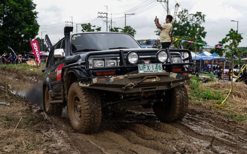 Новий Land Cruiser FJ від Toyota на фестивалі в Японії