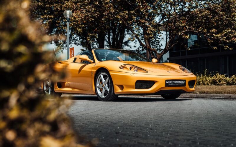 Електромобіль Ferrari Luce досяг мети продажів на 2026 рік