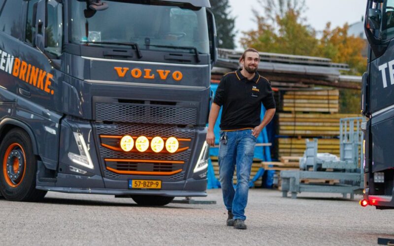 Водневі вантажівки Toyota, Volvo і Daimler Truck