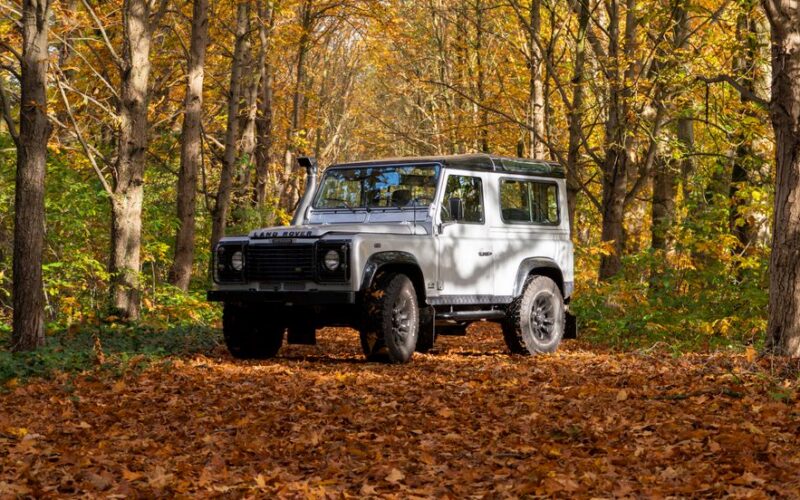 Land Rover Discovery Sport на виробничій лінії