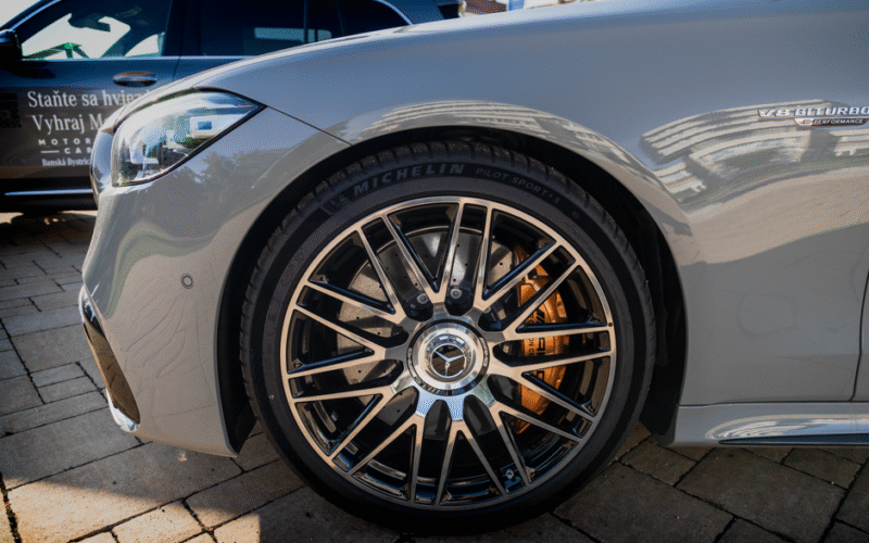 Mercedes-Benz VLE з новими виконаннями AMG Line