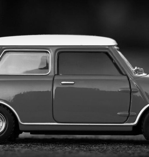 MINI Cooper випускає Oxford Edition на честь ювілею