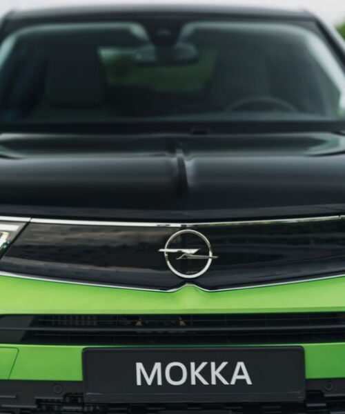 Opel Corsa стає електричною: нові деталі оновлення