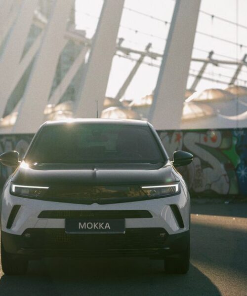 Opel Mokka YES: прийом замовлень на яскраву спецверсію