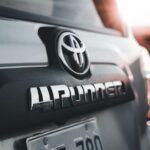 Інтер'єр Toyota RAV4 з фізичними кнопками