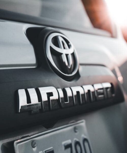 Toyota розглядає можливість повернення фізичних кнопок у RAV4