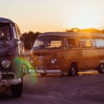 Volkswagen ID.Buzz електричний мінівен на дорозі