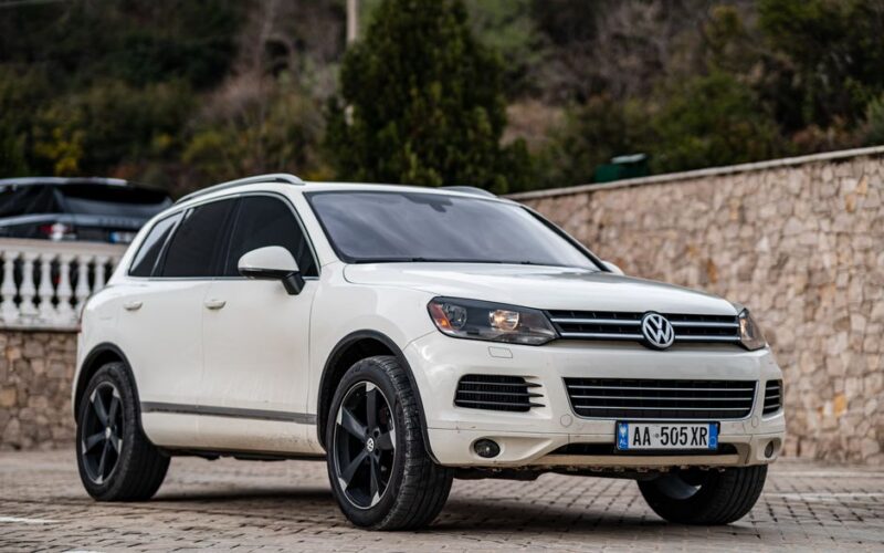 Volkswagen Tiguan Edition 20 у новому Maple Red Metallic кольорі